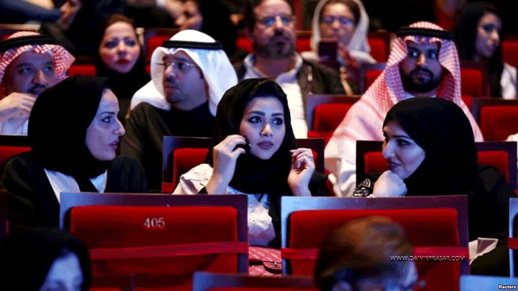 सऊदी ने बढ़ाया उदार नीतियों के तरफ एक और कदम, वर्षो बाद खुलेगा पहला सिनेमाघर