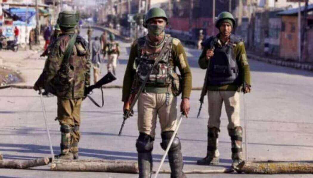 जम्मू-कश्मीर के सुरक्षाबलों को मिली बड़ी कामयाबी, ढेर हुए दो आतंकियों में से एक लश्कर-ए-तैयबा का टॉप कमांडर  