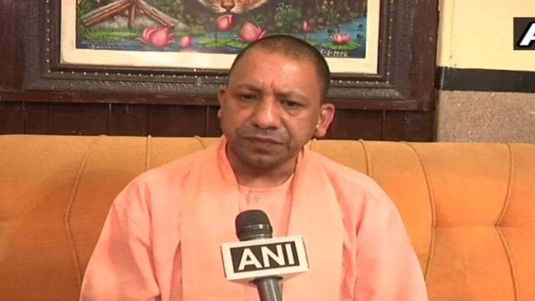 CM Yogi: किसानों से 11 लाख मीट्रिक टन धान खरीदा और 2043 करोड़ का भुगतान किया