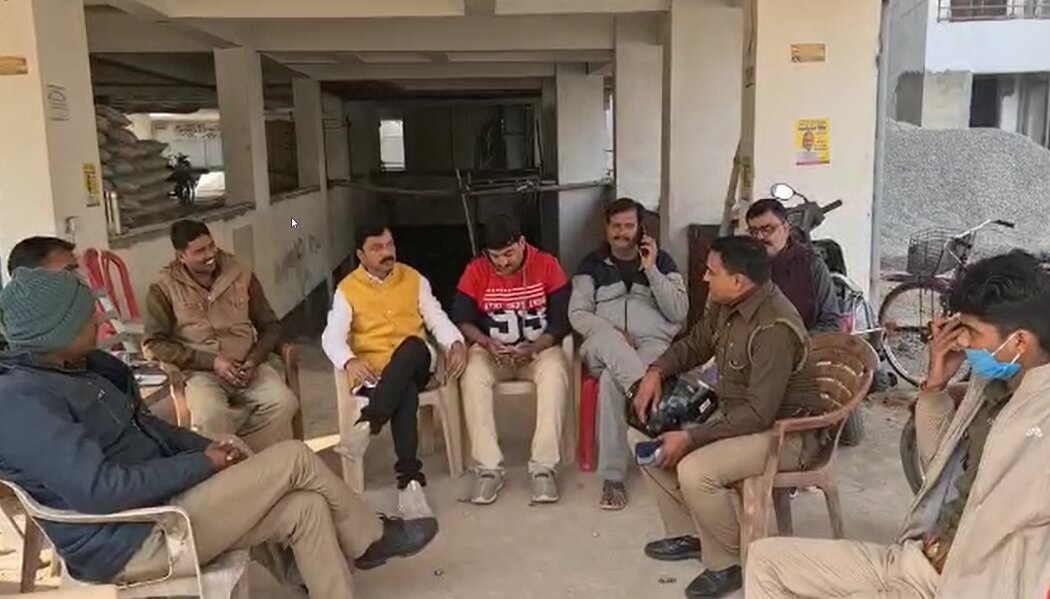 वाराणसी पुलिस ने कांग्रेस के कार्यक्रम पर लगायी रोक, कांग्रेस नेताओं को किया नजरबंद 