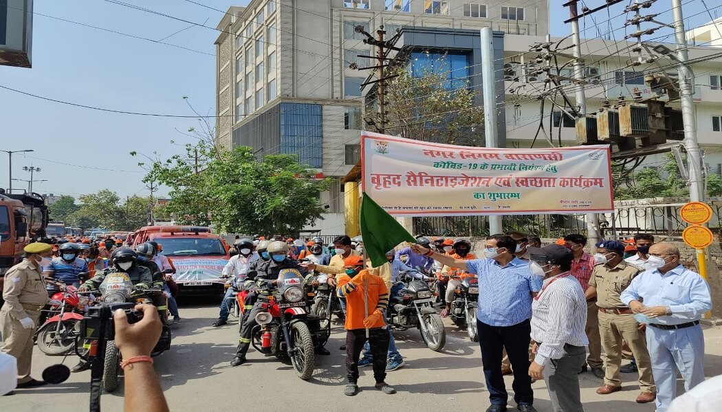 शहर में वृहद स्तर पर सैनिटाइजेशन और स्वच्छता कार्यक्रम की हुयी शुरुवात 