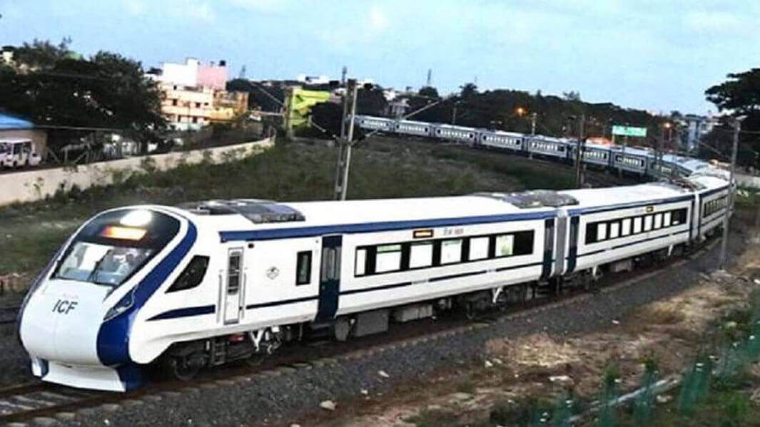 वाराणसी कैंट की बजाय अब इस स्टेशन से चलाई जा सकती है Vande Bharat Express